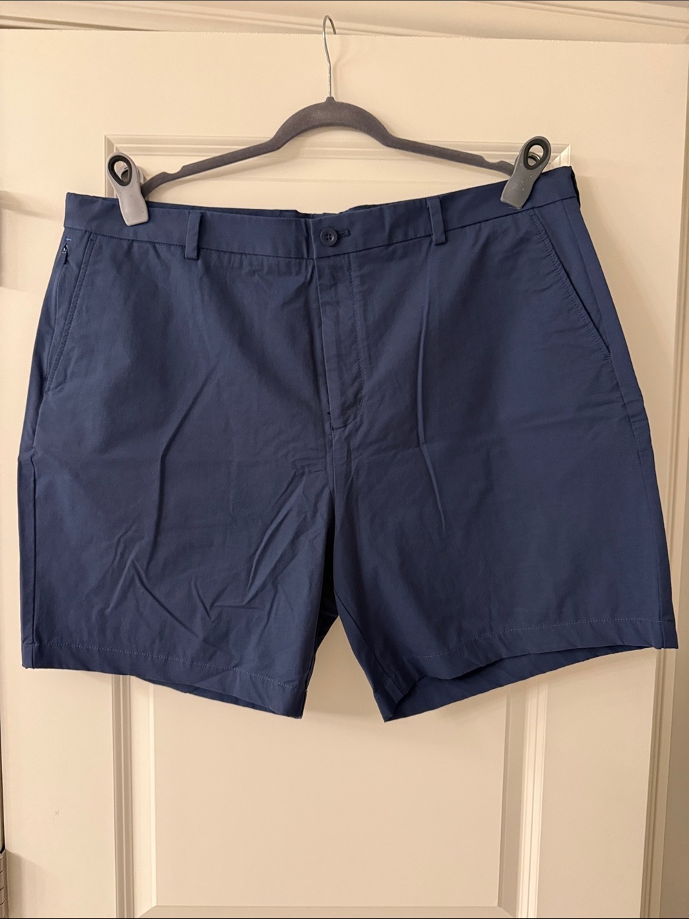 Vineyard Vines Navy Flat-Front Performance Shorts
